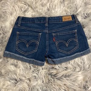 Levi’s denim Shorty short size one